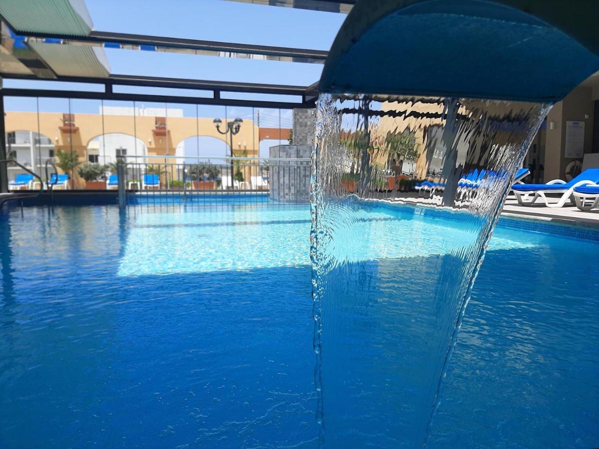 Luna Holiday Complex Mellieħa Esterno foto