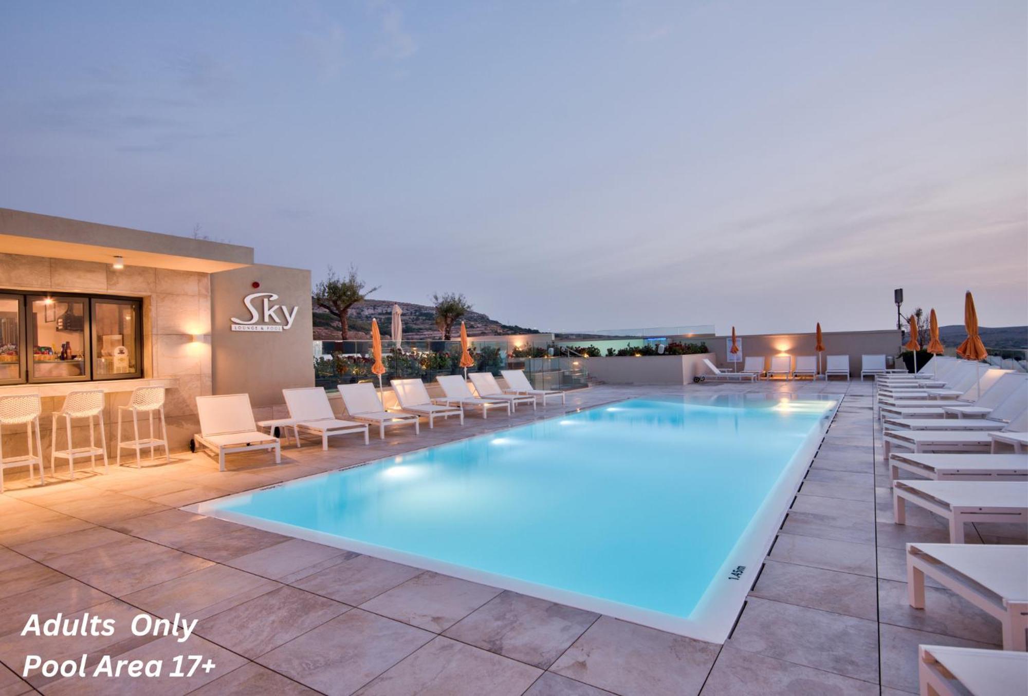 Luna Holiday Complex Mellieħa Esterno foto