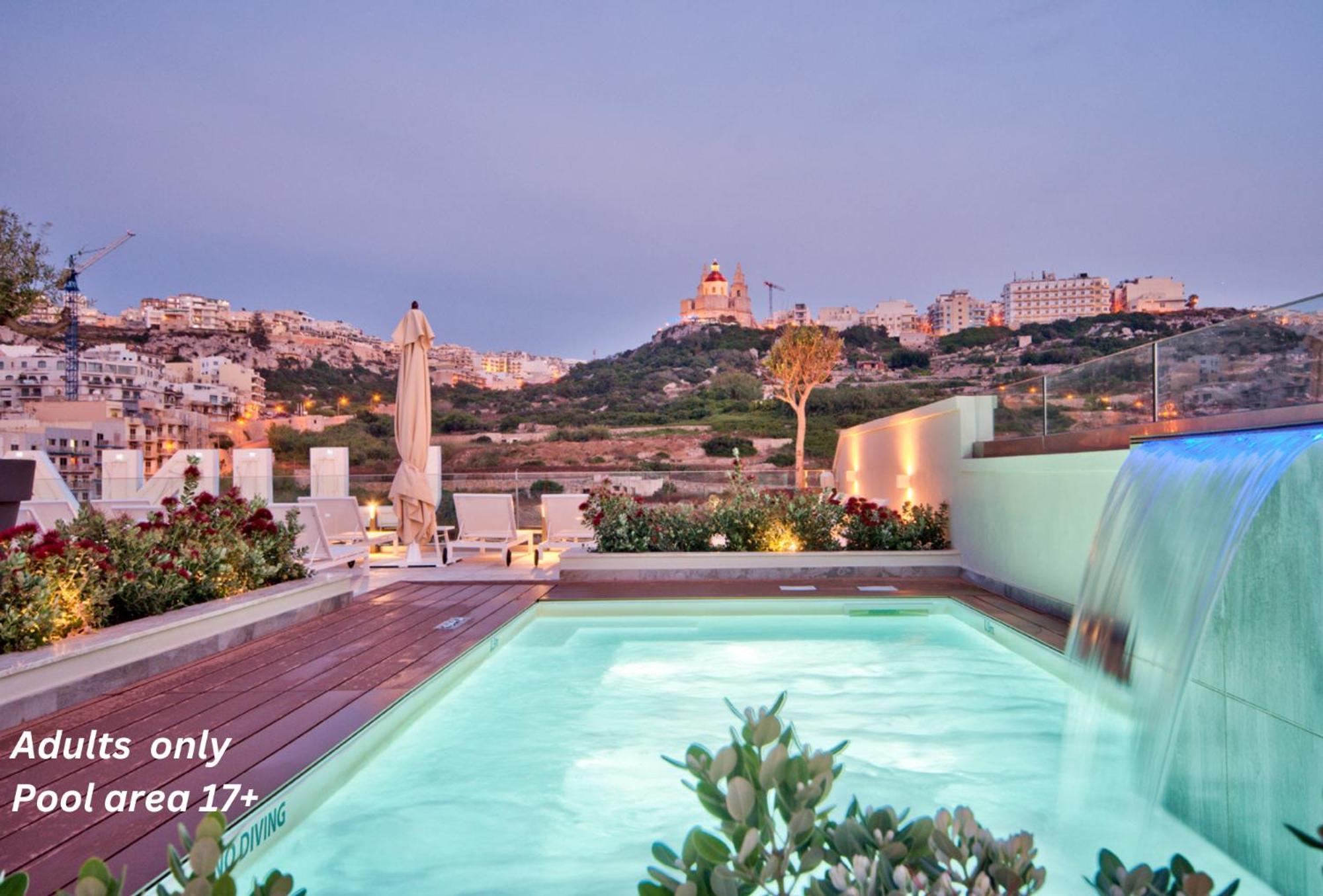 Luna Holiday Complex Mellieħa Esterno foto